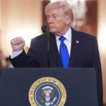 Home 1 ට්රම්ප්ගේ ඇමරිකාවේ සැබෑ තත්වය: සමාජ කාලකන්නිභාවය, ආඥාදායකත්වය, යුද්ධය—සහ පන්ති අරගලයේ නැගීමක්