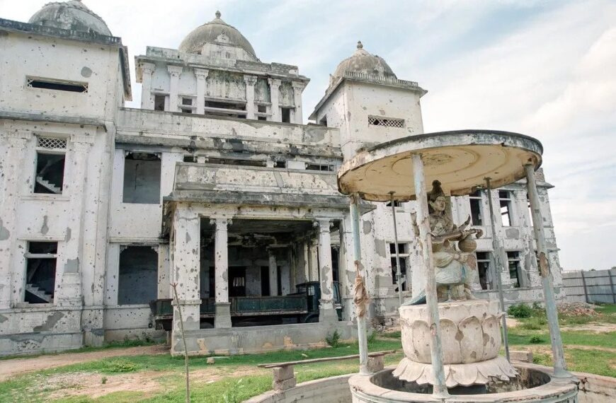 Home 7 Jaffna library arson